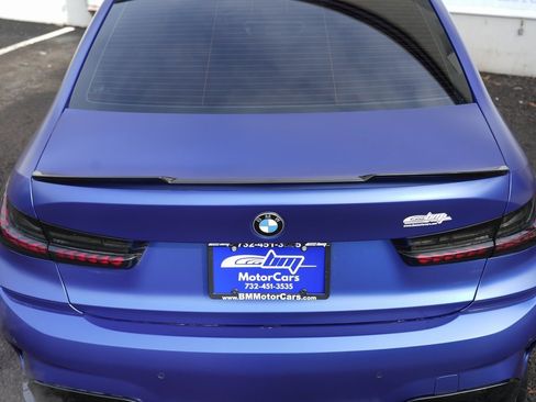 Used 2022 BMW 330i xDrive Sedan w/ M Sport Package image 31