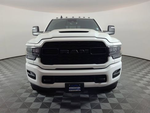 Used 2024 RAM 2500 Limited image 8