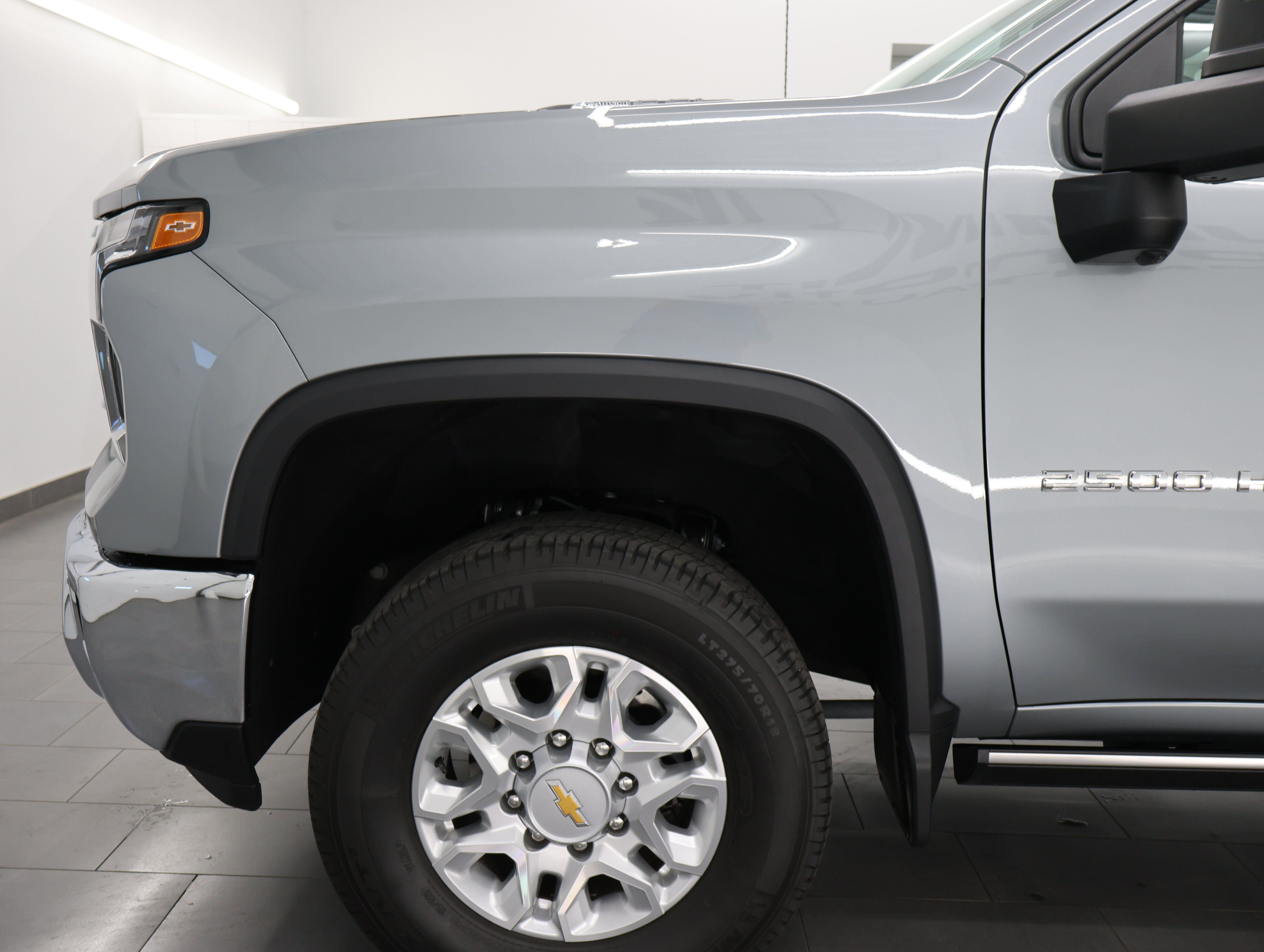 Used 2024 Chevrolet Silverado 2500 LTZ w/ LTZ Premium Package AWD/4WD image 31