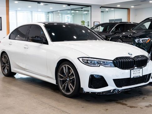 Used 2020 BMW M340i w/ Parking Assistance Package image 3