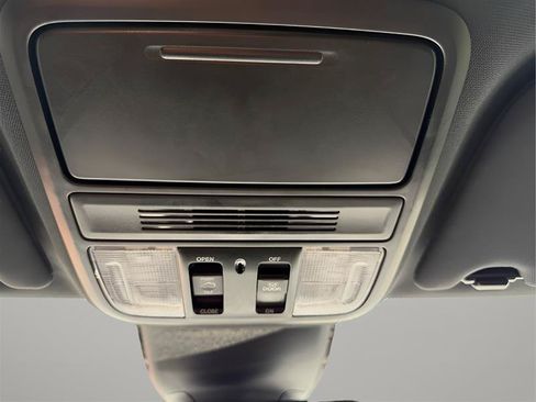 Used 2023 Honda Odyssey Sport image 60