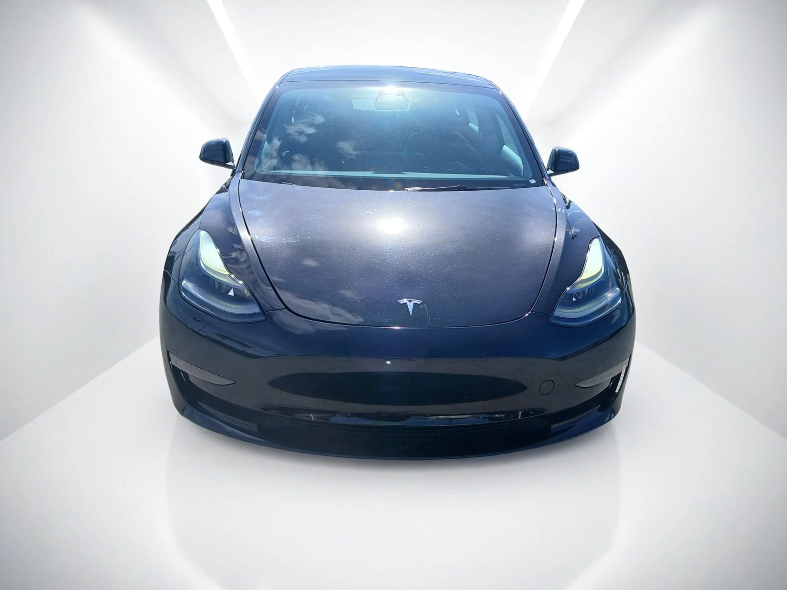 Used 2023 Tesla Model 3 Standard Range RWD image 3