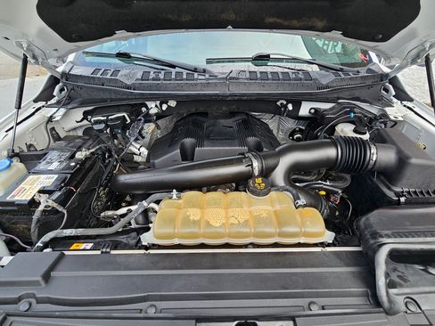 Used 2019 Ford F150 Lariat image 31