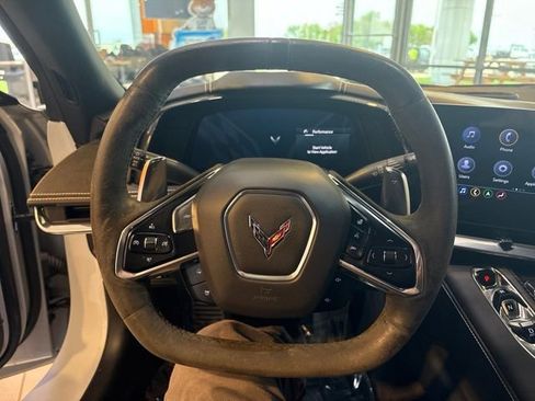 Used 2020 Chevrolet Corvette Stingray Preferred Cpe w/ 2LT Preferred Equipment Group RWD image 17