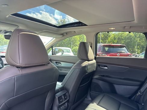 New 2025 Nissan Murano Platinum w/ Cargo Package image 10