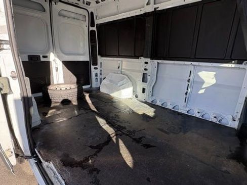 Used 2018 RAM ProMaster 2500 w/ Interior Convenience Group image 25
