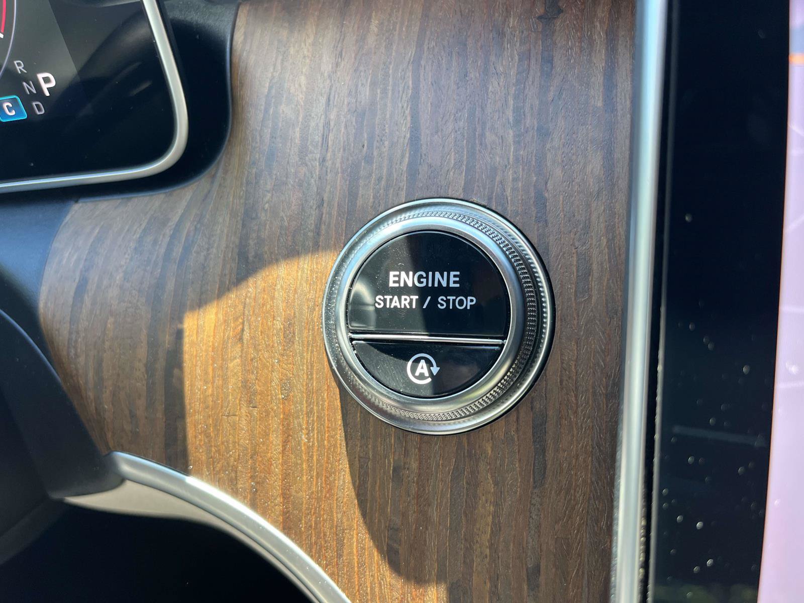 Certified 2025 Mercedes-Benz C 300 4MATIC Sedan image 31