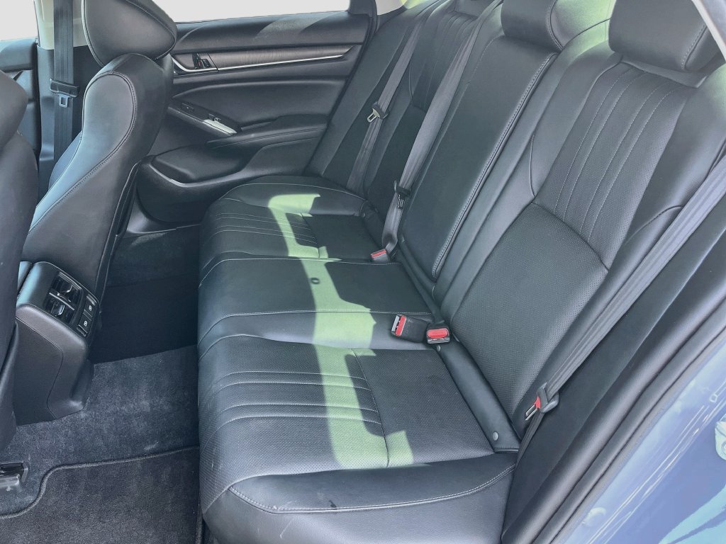 Used 2022 Honda Accord Touring image 24