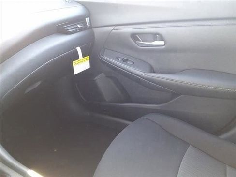 New 2025 Nissan Sentra SV image 35