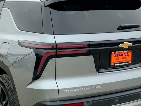 New 2026 Chevrolet Traverse LT w/ LPO, Floor Liner Package image 14
