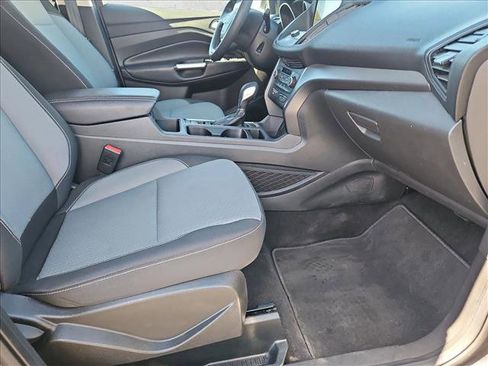 Used 2019 Ford Escape SE image 20