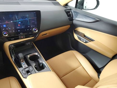 Used 2024 Lexus NX 250 FWD w/ Cold Area Package image 17