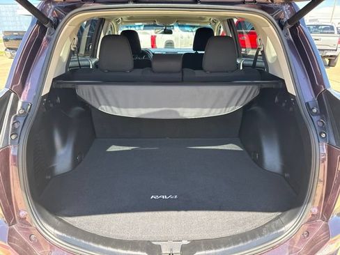 Used 2016 Toyota RAV4 XLE FWD image 12