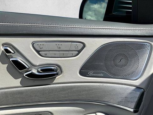 Used 2017 Mercedes-Benz S 63 AMG 4MATIC Sedan image 22