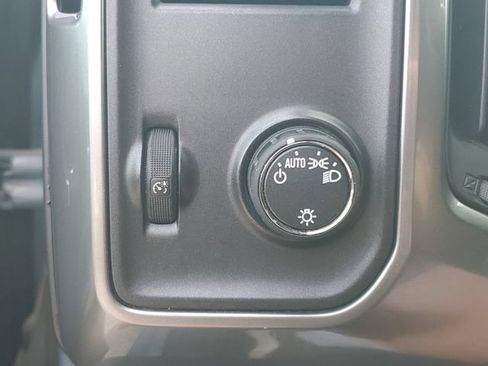 Used 2016 Chevrolet Silverado 1500 LT RWD image 19