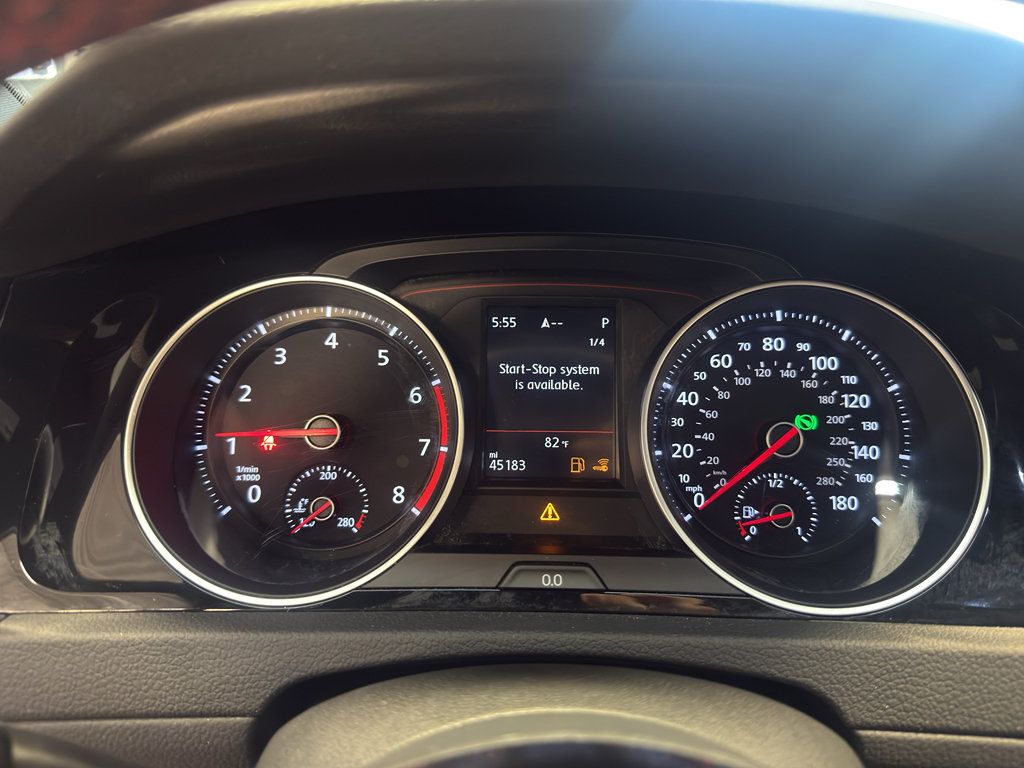Used 2021 Volkswagen GTI SE FWD image 19