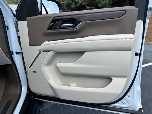 New 2026 GMC Yukon Denali RWD image 60