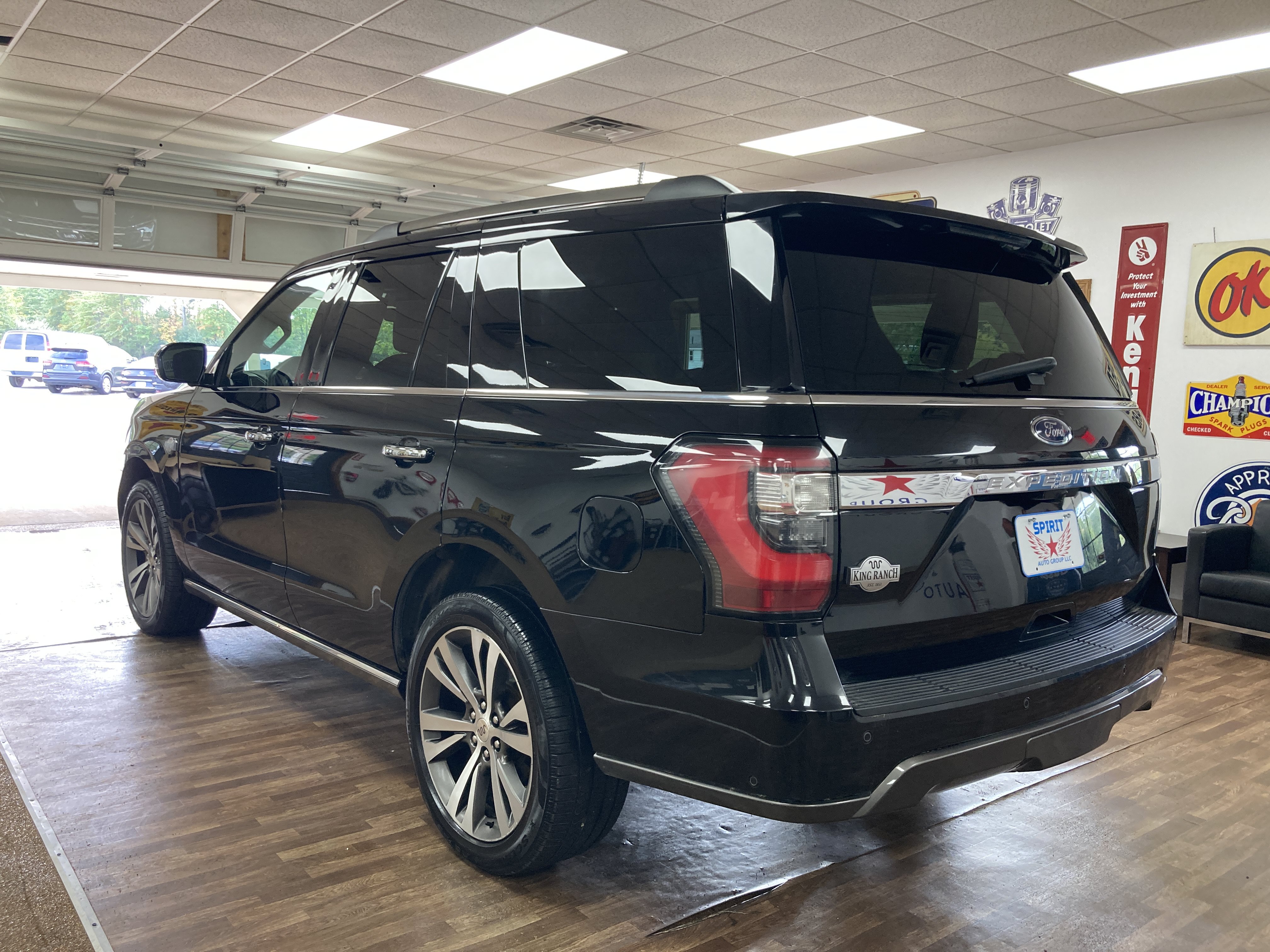 Used 2020 Ford Expedition King Ranch AWD/4WD image 9