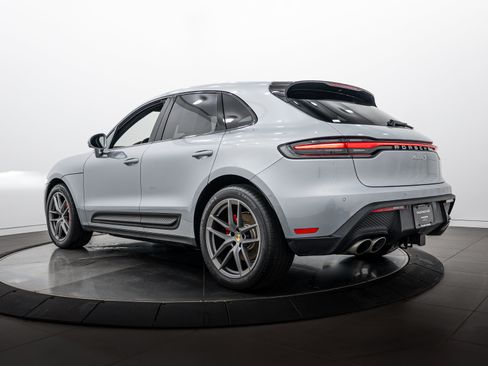 Certified 2026 Porsche Macan S AWD/4WD image 3