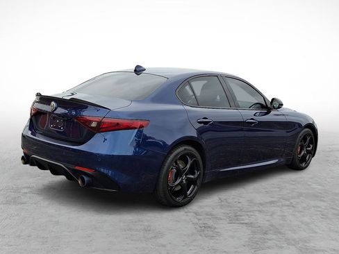 Used 2018 Alfa Romeo Giulia Ti Sport w/ Quick Order Package 22S Sport image 5