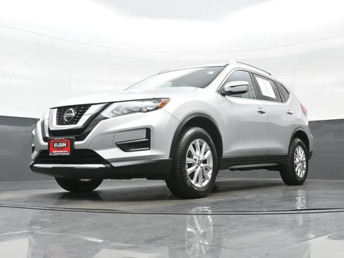Used 2018 Nissan Rogue SV AWD/4WD image 29