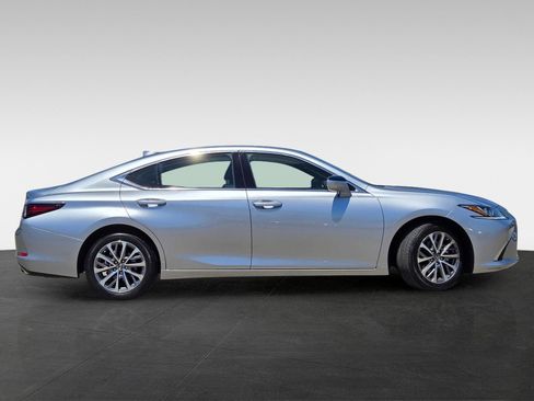 Used 2024 Lexus ES 350 w/ Accessory Package (Z1) FWD image 4