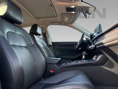 Used 2023 Honda Civic EX-L image 9