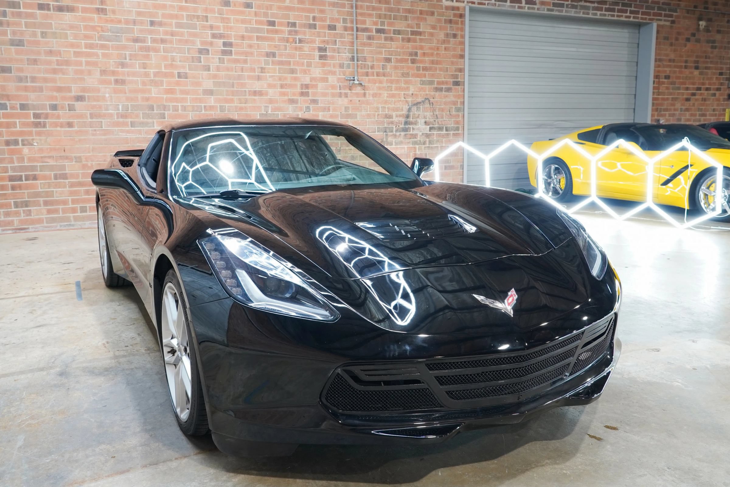 Used 2014 Chevrolet Corvette Stingray Coupe RWD image 4