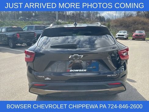 Used 2025 Chevrolet Trax ACTIV w/ Driver Confidence Package image 6