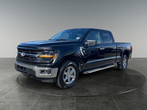 Used 2024 Ford F150 XLT w/ Tow/Haul Package AWD/4WD image 3