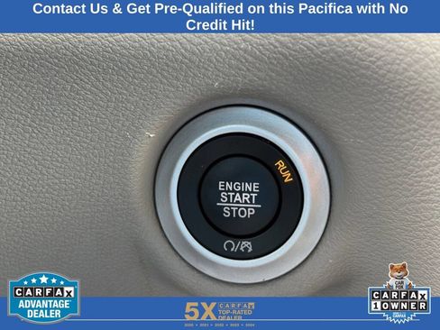 Used 2023 Chrysler Pacifica Touring-L image 19