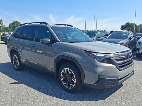 Certified 2026 Subaru Forester Premium AWD/4WD image 3