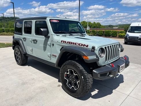 Used 2023 Jeep Wrangler Unlimited Rubicon w/ LED Lighting Group AWD/4WD image 29