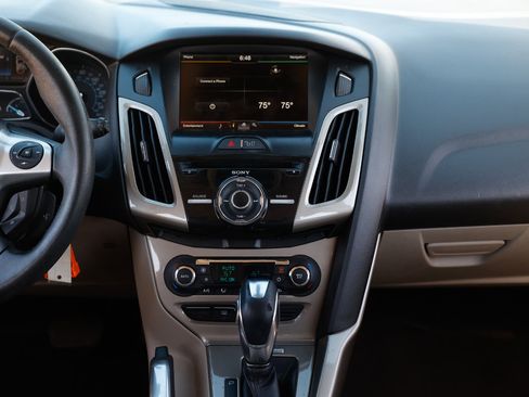 Used 2012 Ford Focus SEL image 33