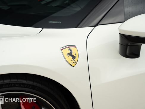 Used 2024 Ferrari 296 GTS RWD image 8