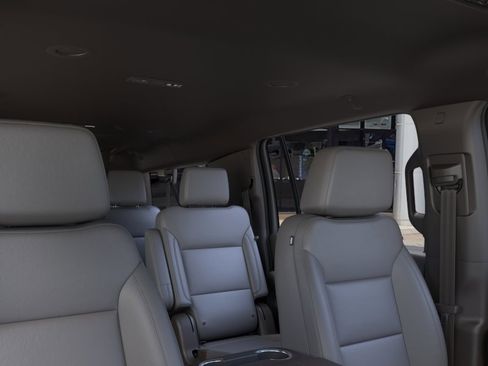 New 2026 Chevrolet Suburban LT image 24