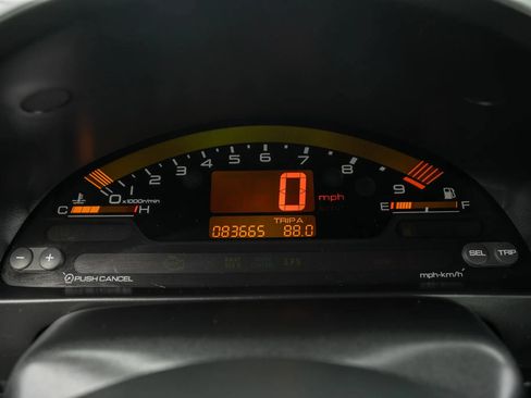 Used 2000 Honda S2000 image 25