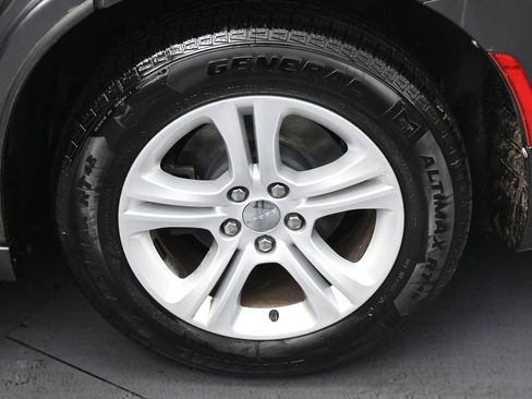 Used 2018 Dodge Charger SXT image 36