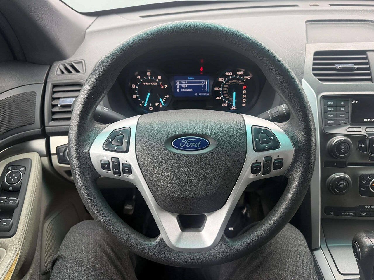 Used 2015 Ford Explorer 4WD image 16