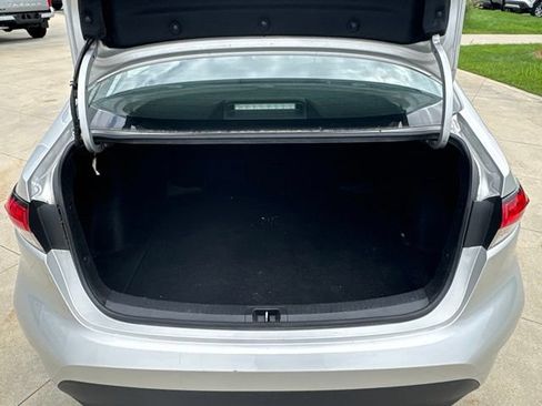 Used 2024 Toyota Corolla LE FWD image 28
