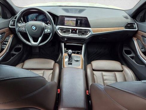 Used 2019 BMW 330i Sedan w/ Convenience Package RWD image 18