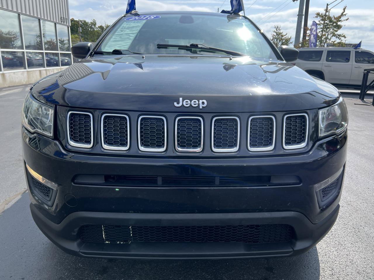 Used 2018 Jeep Compass Sport FWD image 9