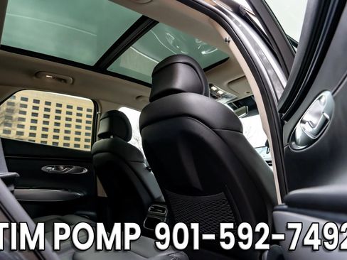 Used 2023 Genesis GV70 2.5T w/ Select Package image 16