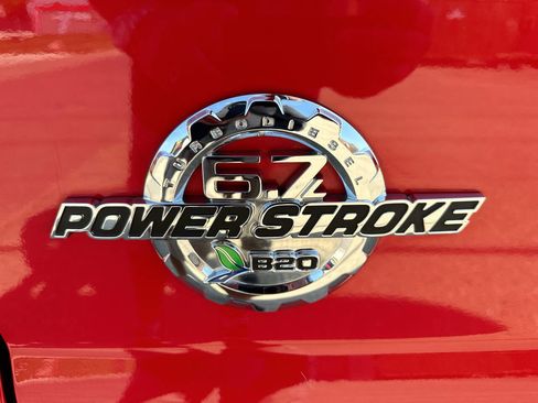 Used 2014 Ford F350 Lariat w/ Lariat Interior Package image 14