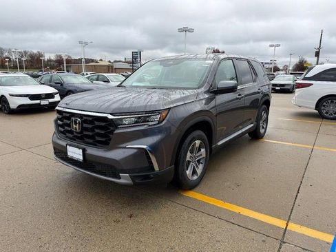 New 2025 Honda Pilot EX-L image 7