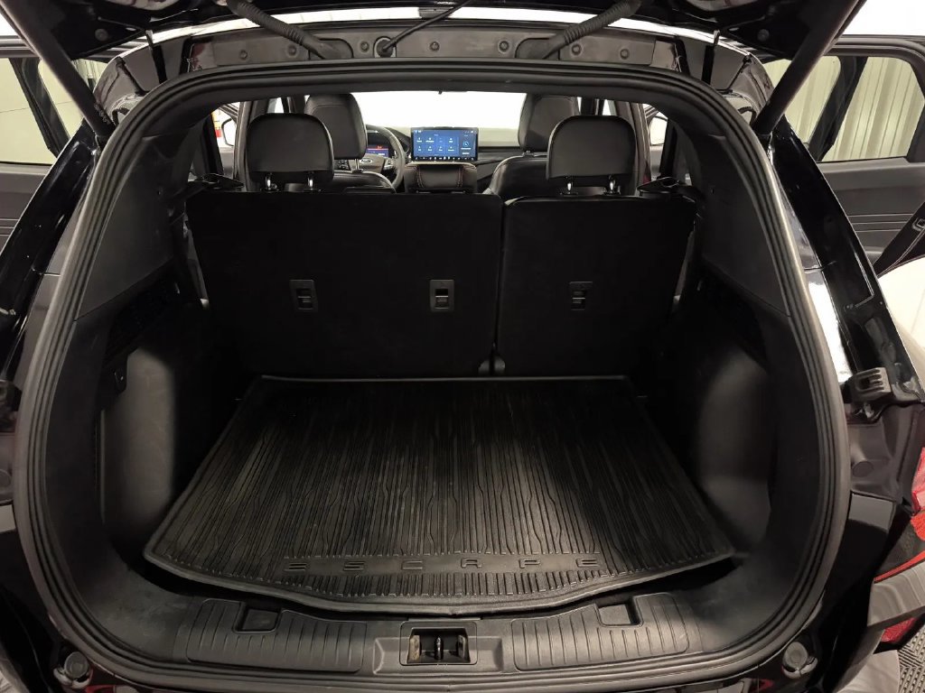 Used 2024 Ford Escape ST-Line w/ Tech Pack #1 AWD/4WD image 41