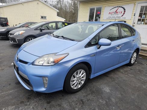 Used 2013 Toyota Prius Prime Advanced image 9