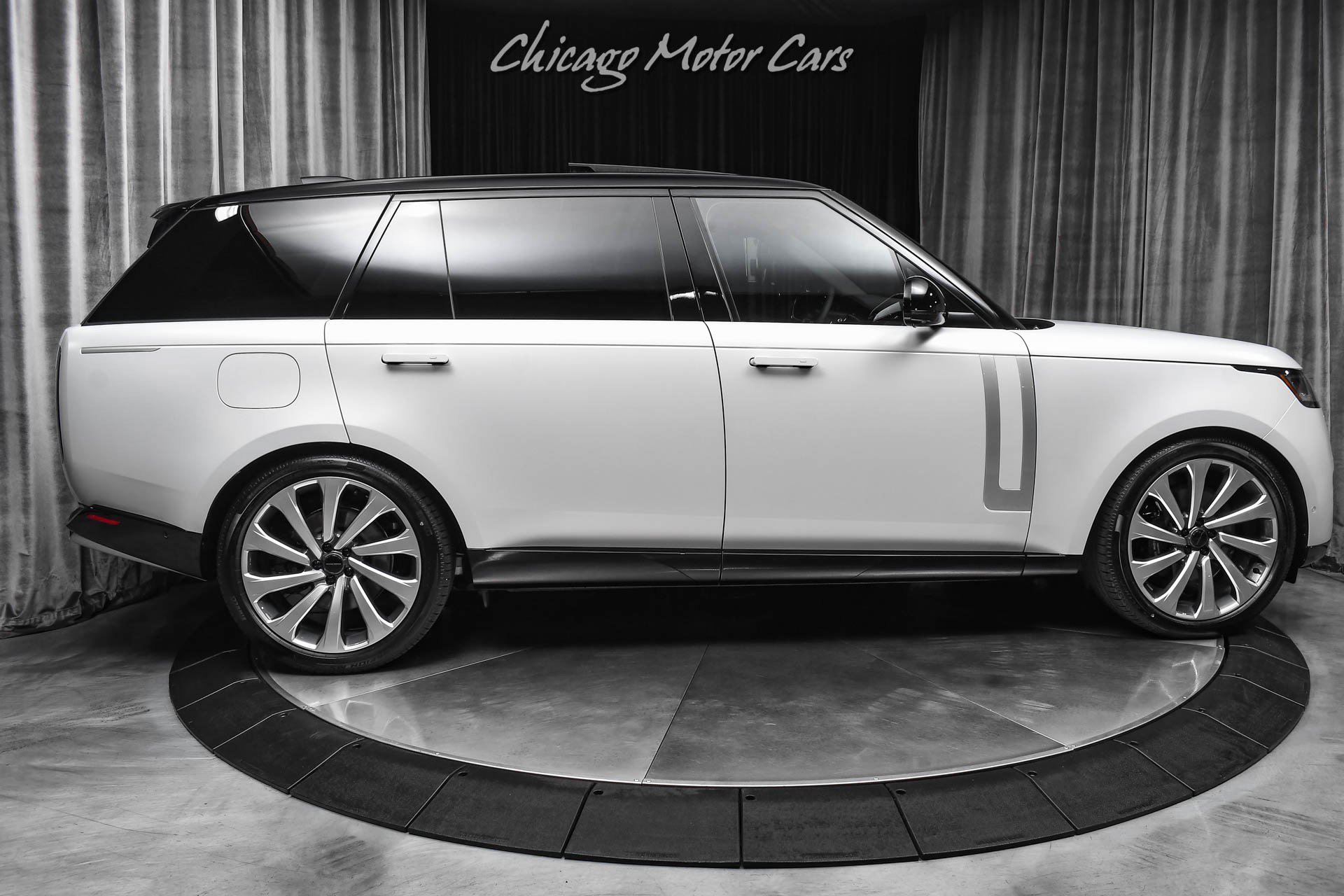 Used 2026 Land Rover Range Rover Long Wheelbase Autobiography AWD/4WD image 52
