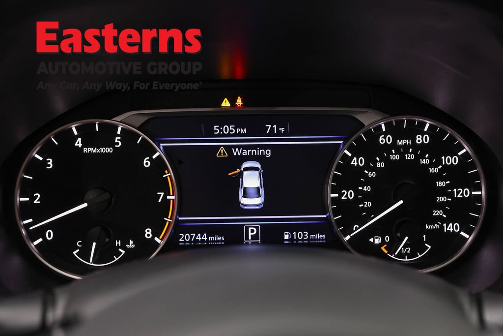 Used 2025 Nissan Altima 2.5 SR w/ SR Premium Package FWD image 20