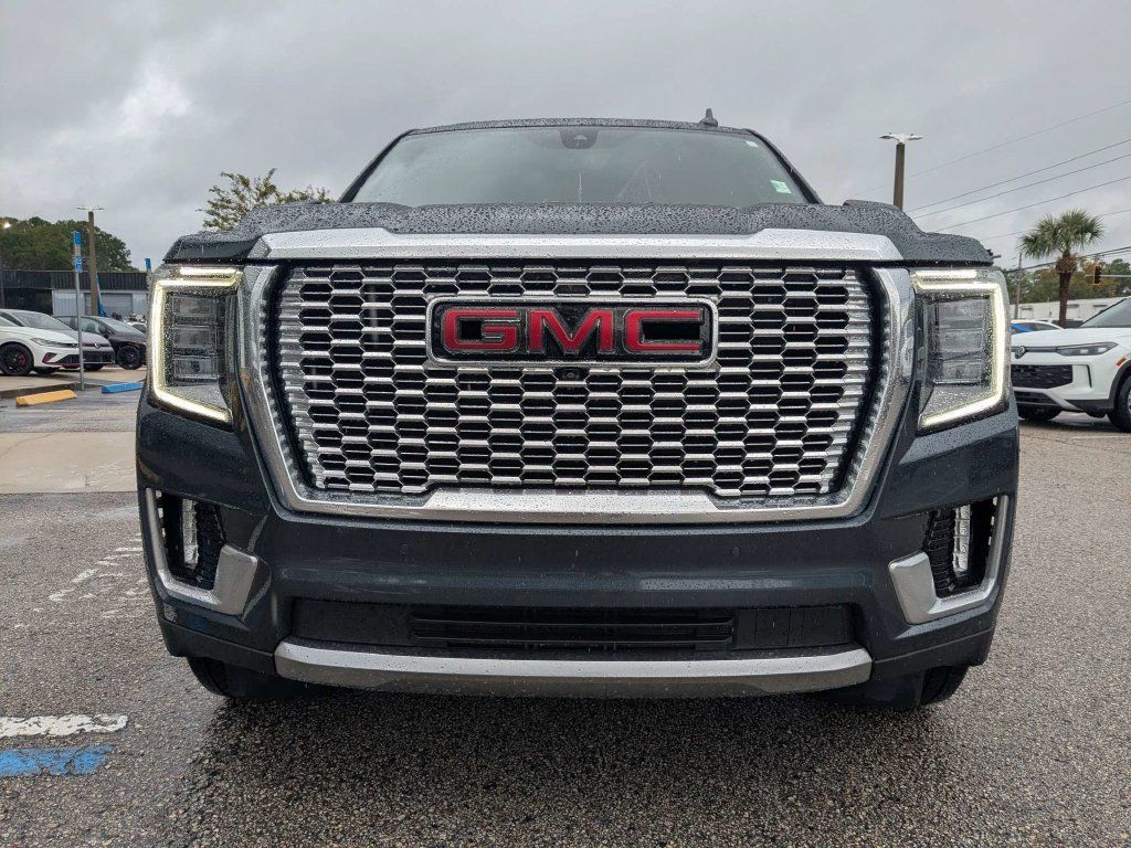 Used 2021 GMC Yukon Denali w/ Denali Premium Package RWD image 8